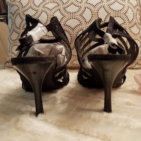 NWT Kenneth Cole Glitter Xcross Heel - Picture 7 of 7